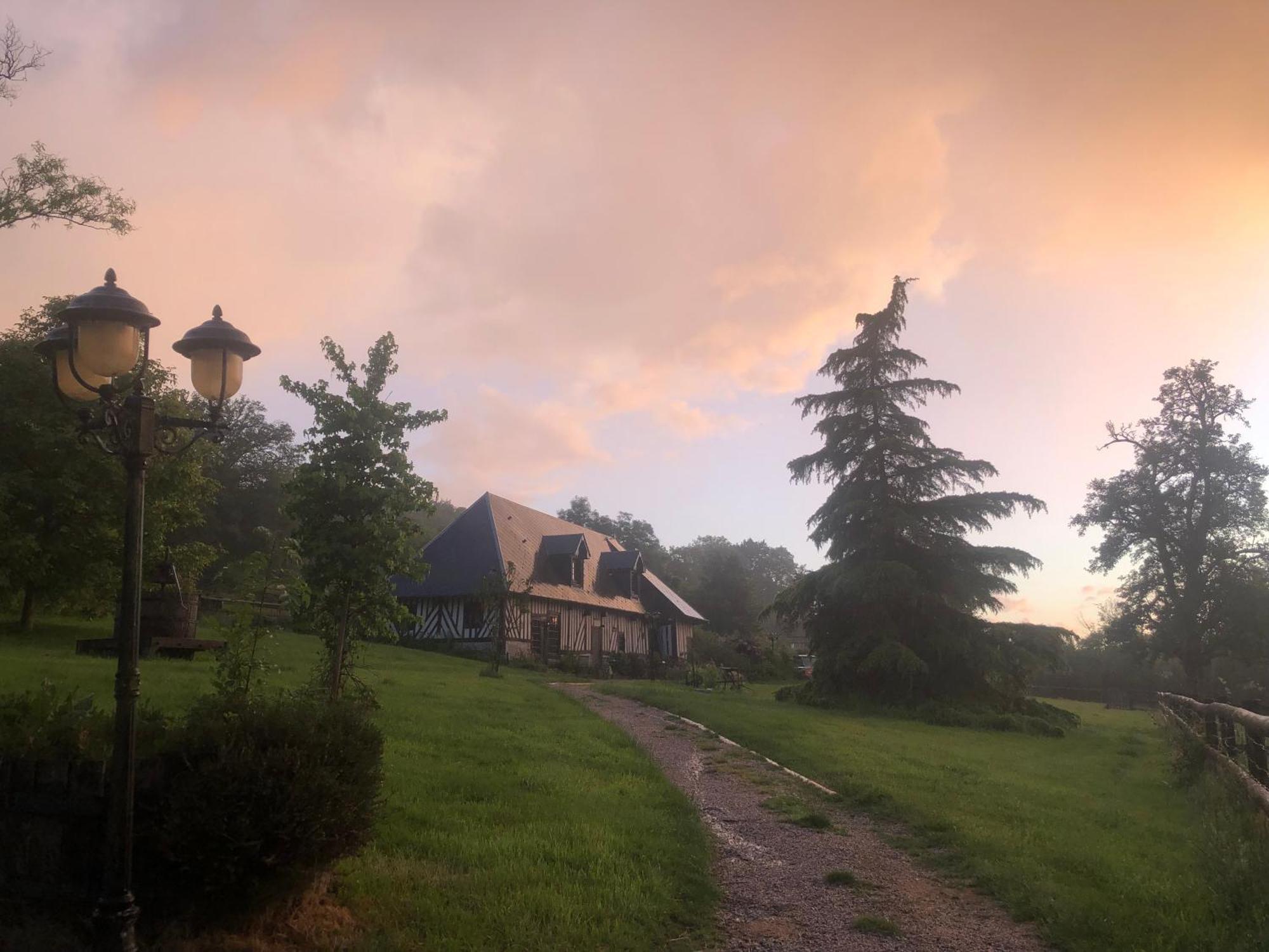 Le Champ Des Possibles Bed & Breakfast Manerbe Dış mekan fotoğraf